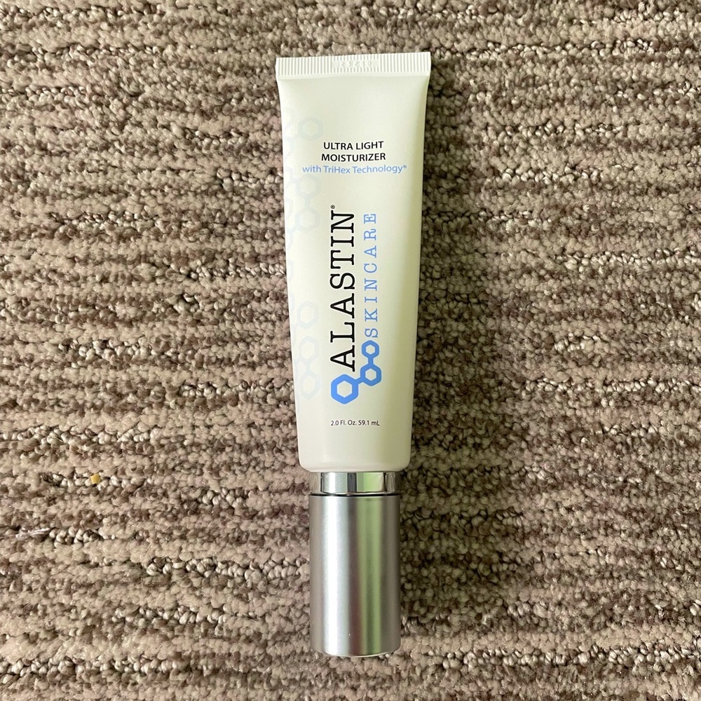 Alastin ultra light moisturizer